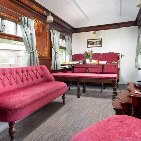 Esk Pullman Carriage 度假居 雷文格拉斯